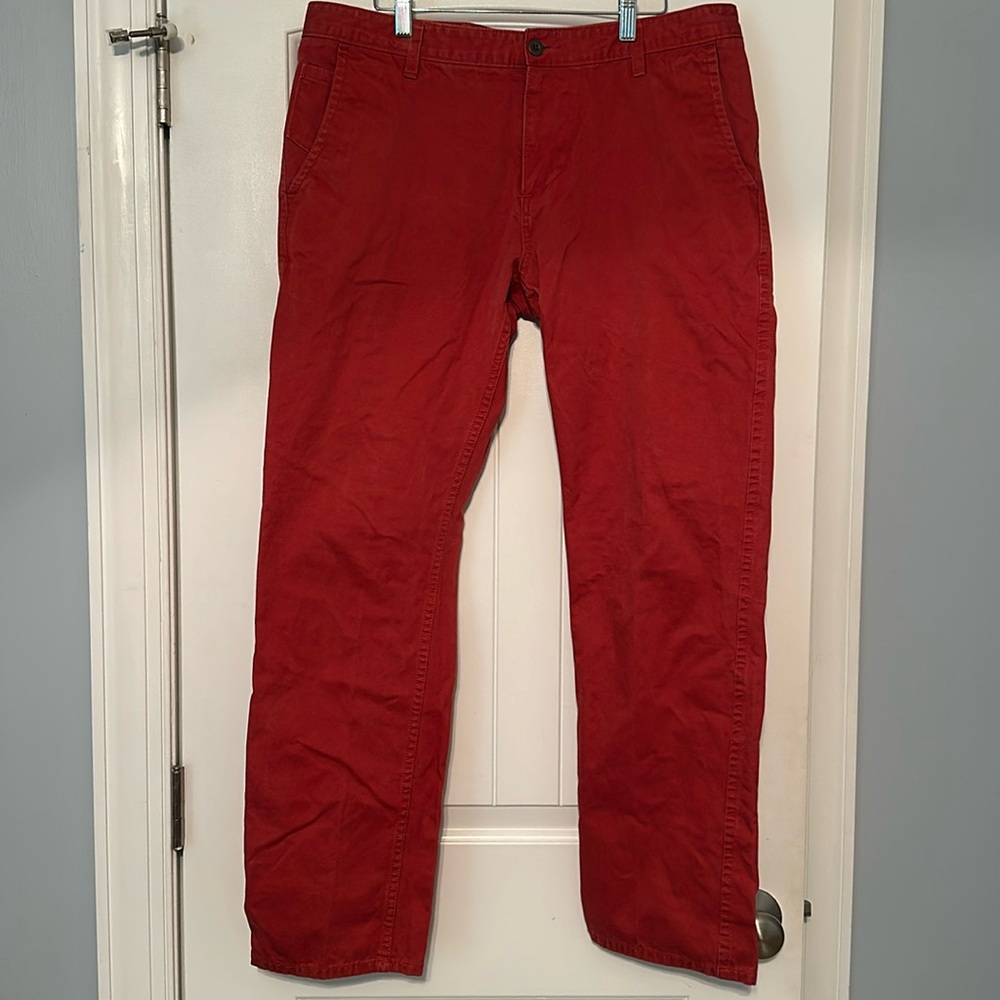 Docker’s men’s khaki pants